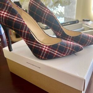 Jessica Simpson Haneh Navy Plaid Pumps Heels Size 8.5 NEW NIB